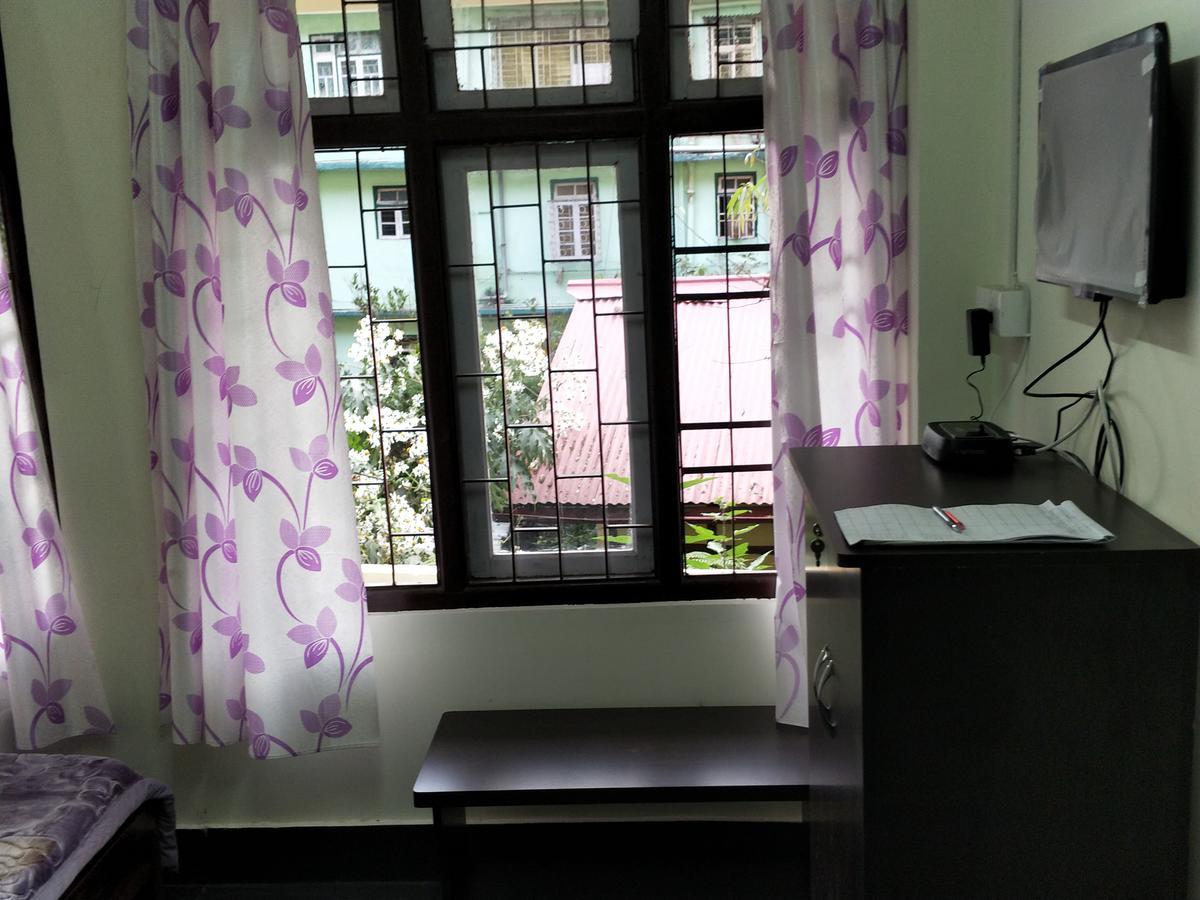 Hotel Pine Leaf Gangtok Εξωτερικό φωτογραφία